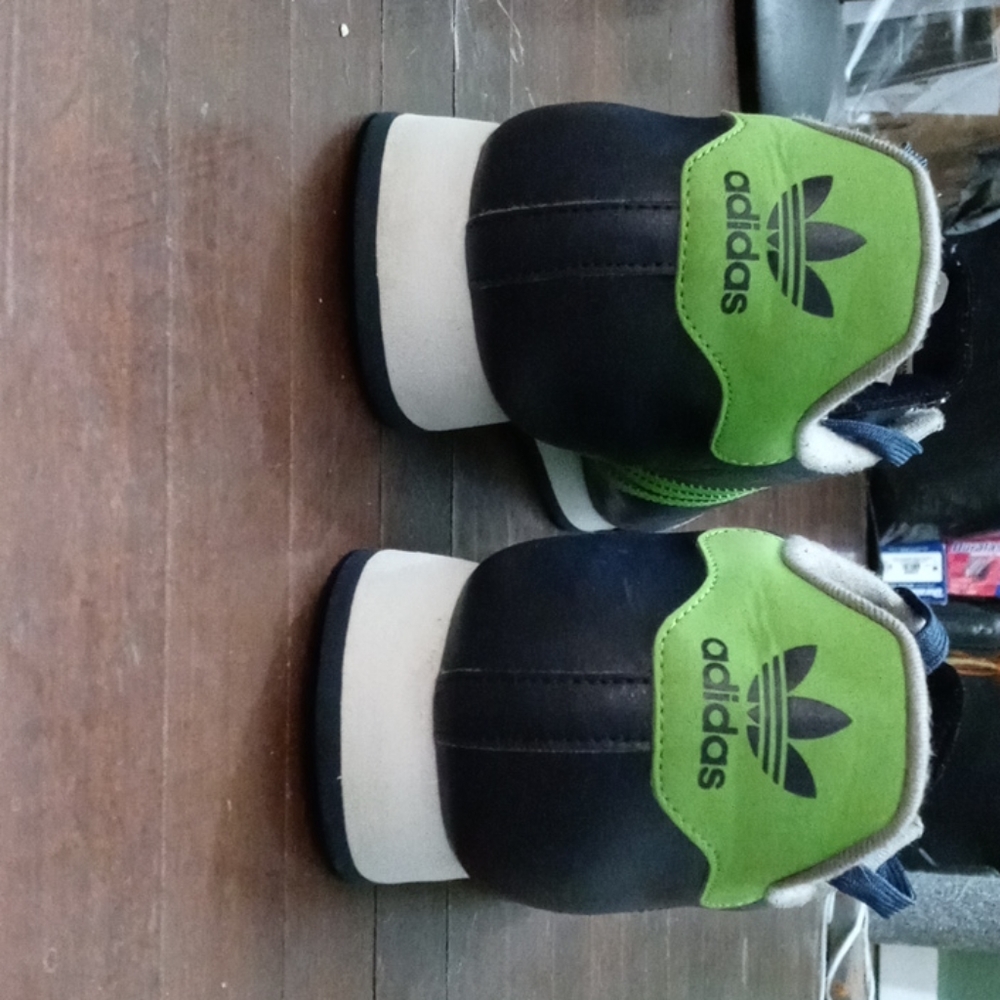 Shoes - Picture 5 of 5